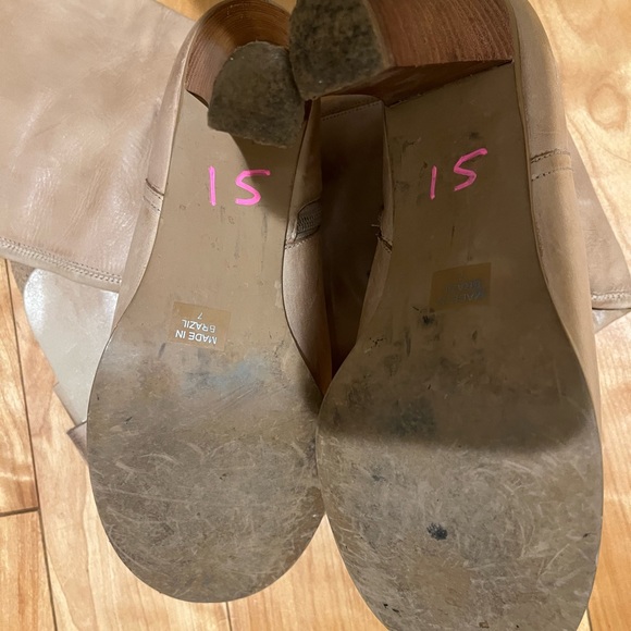 Size 7 Tan leather knee high boot with round toe and chunky(ish) heel - Picture 4 of 7